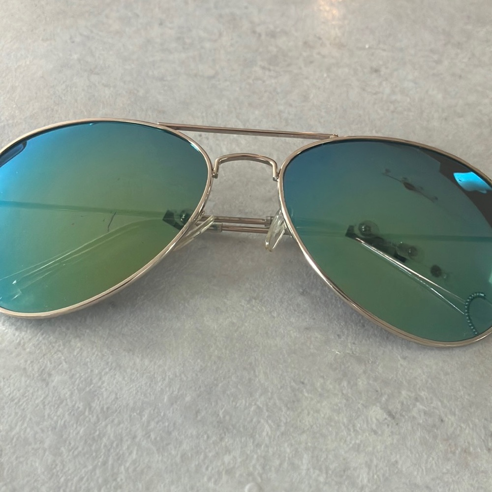 Aviator Sunglasses with Blue-Green Lenses
